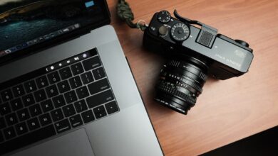 Photo Camera, Laptop