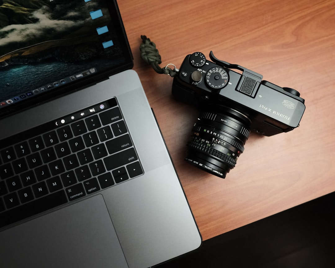 Photo Camera, Laptop