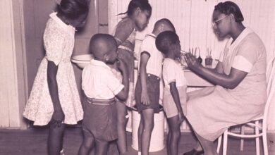 Photo Child, Aggression