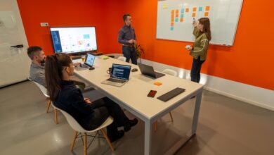 Photo Laptop, whiteboard