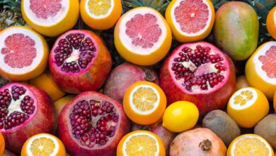 Photo 1 Table setting 2 Food platter