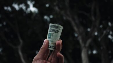 Photo Handcuffs, money